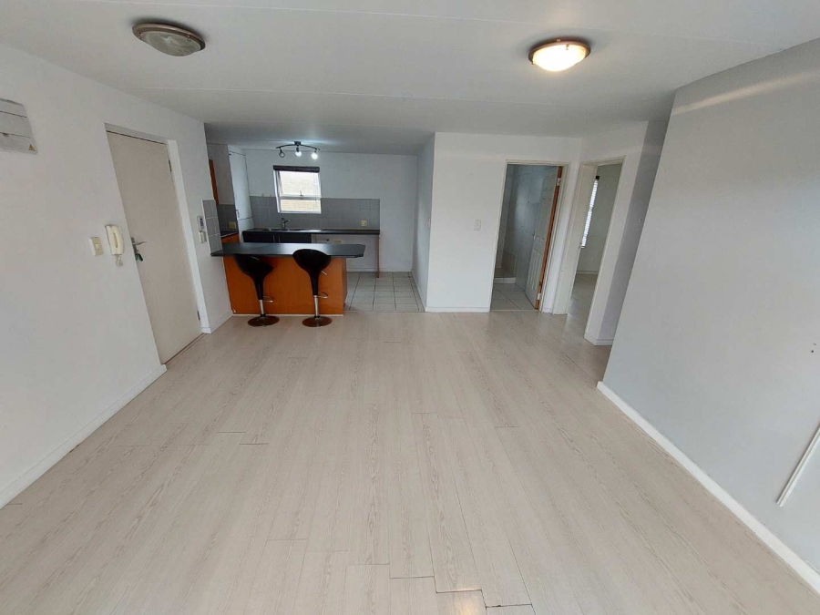 To Let 2 Bedroom Property for Rent in Lansdowne Western Cape